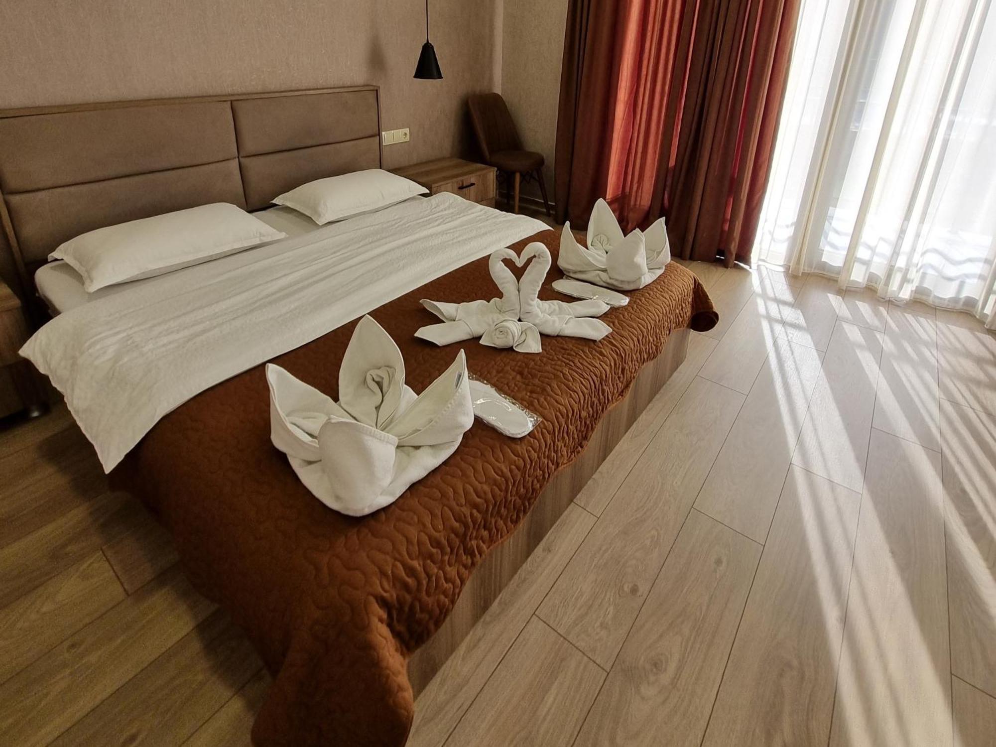 Hotel Sweet Night Kazbegi Luaran gambar