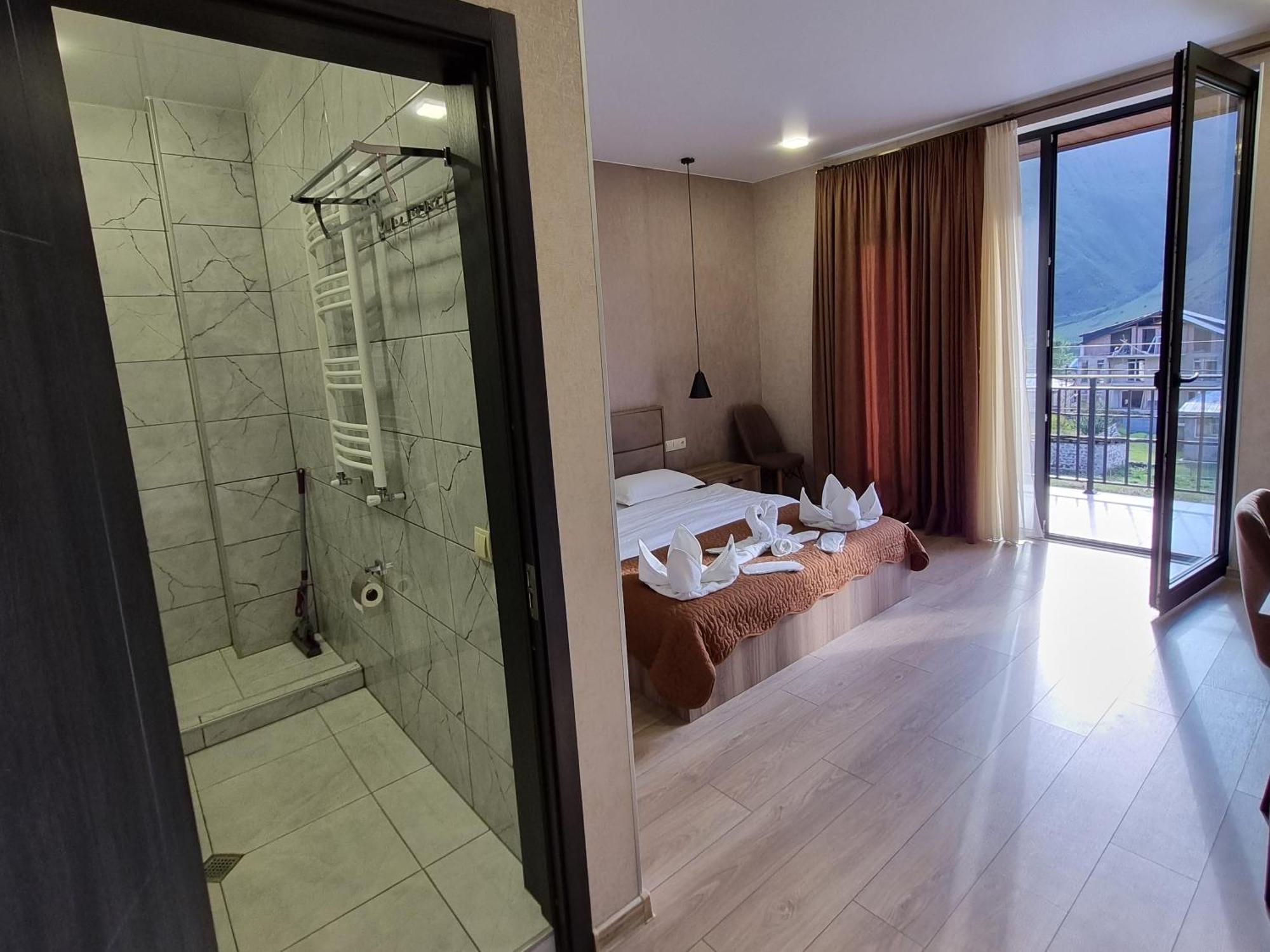 Hotel Sweet Night Kazbegi Bilik gambar